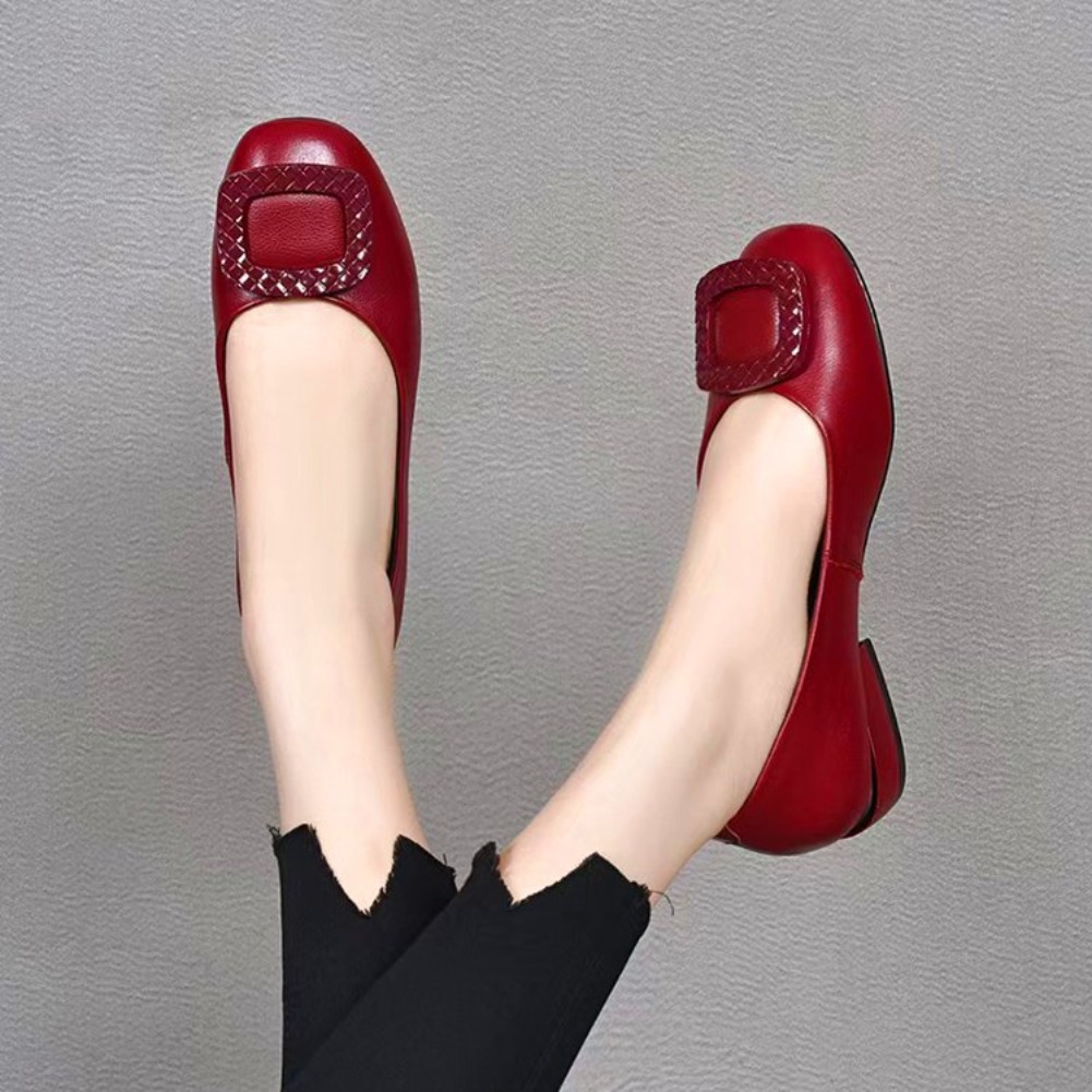Womens Heels - حذاء نسائي من الجلد الناعم بنعل