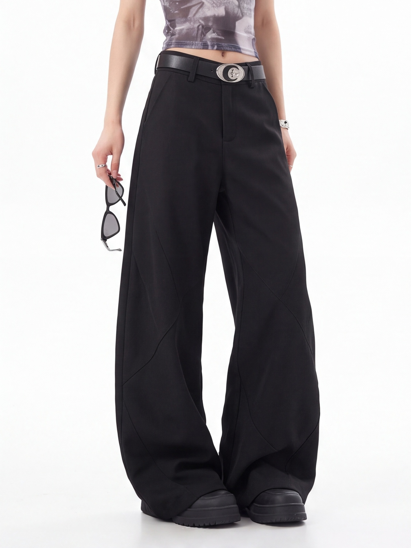 Tailored Trouser Wide - بنطلون نسائي أسود بخصر عالٍ من