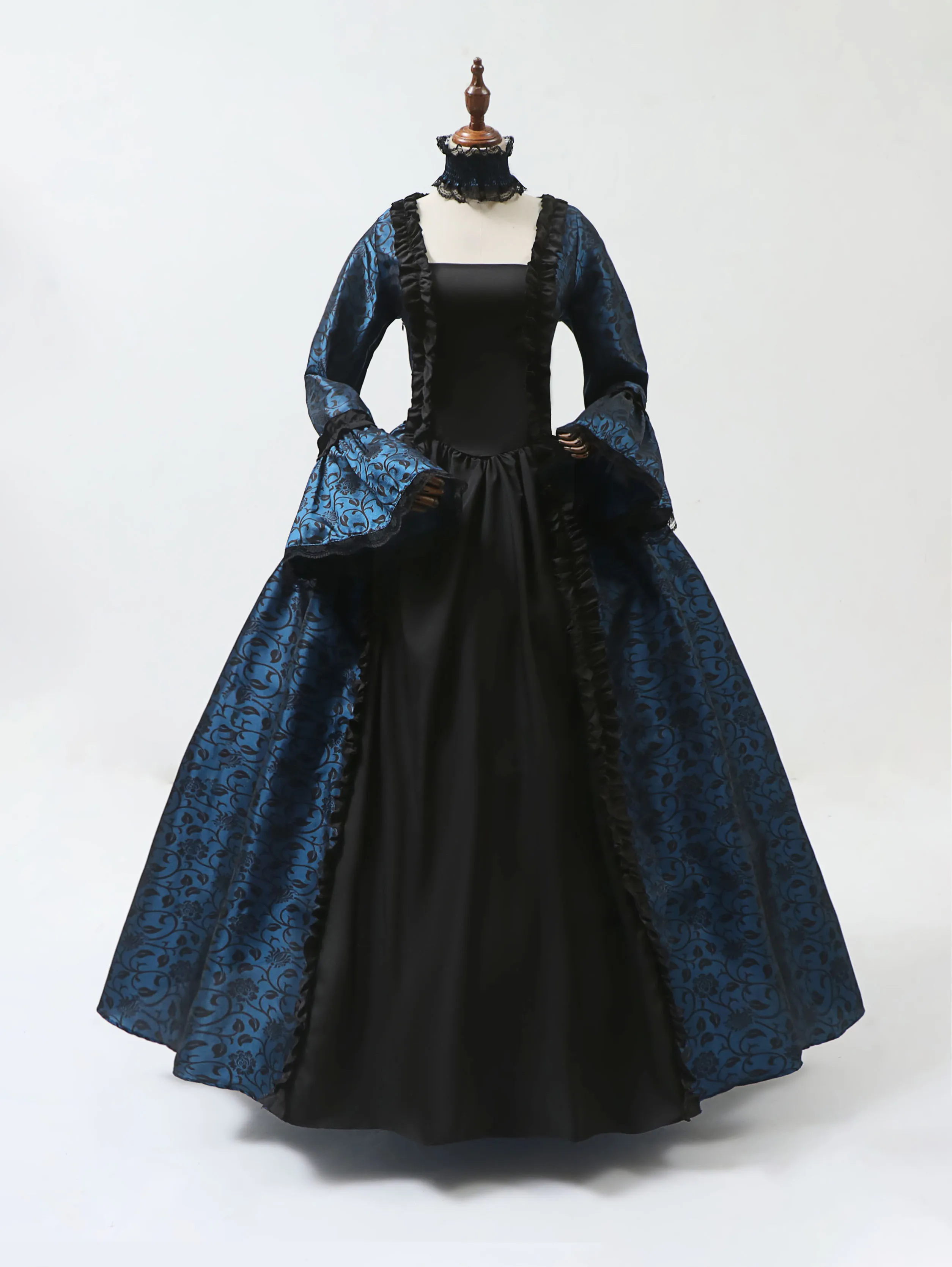 فستان ماري أنطوانيت التأثيري م - مراجعة Evening Gown وسعره