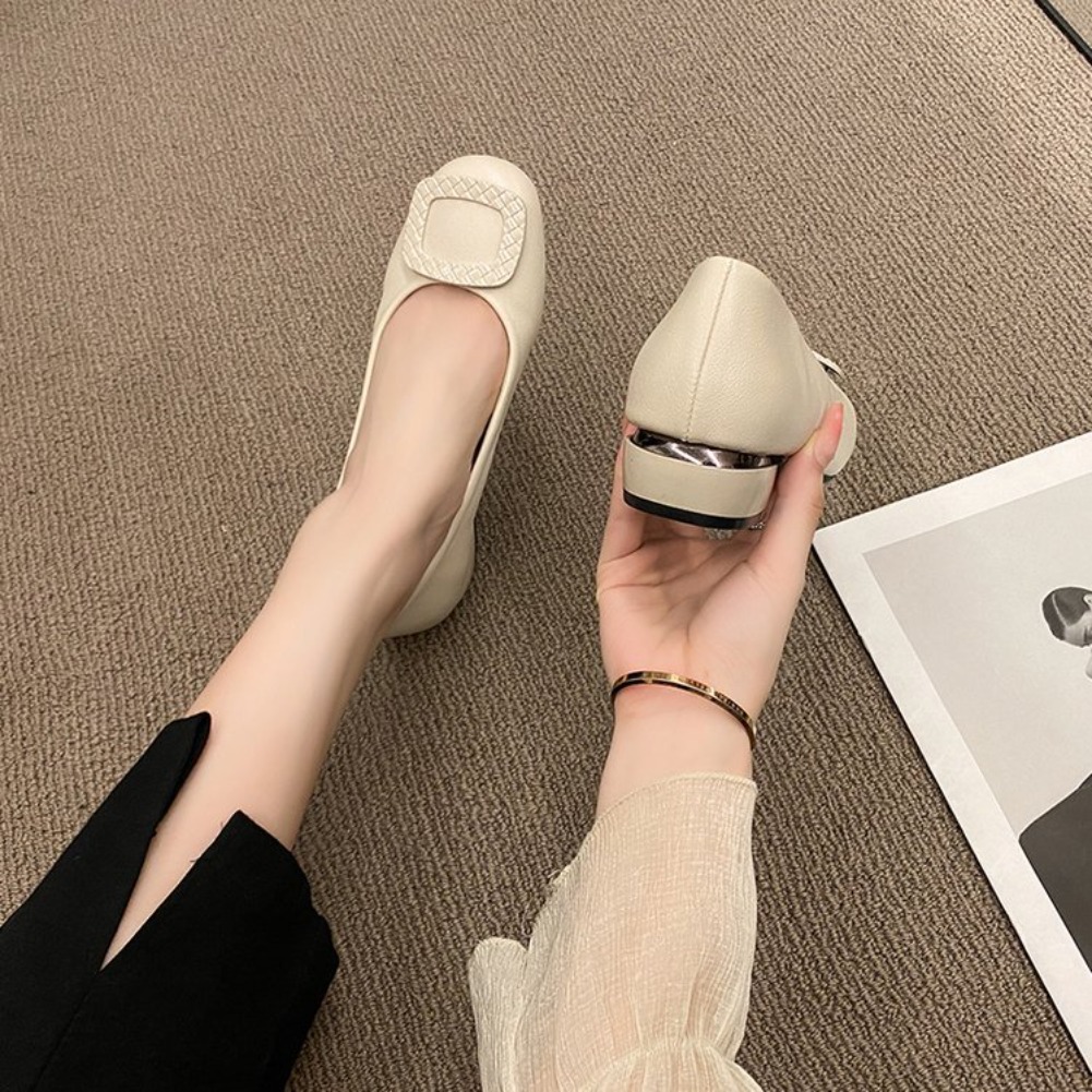 حذاء نسائي من الجلد الناعم بنع - مراجعة Womens Heels وسعره