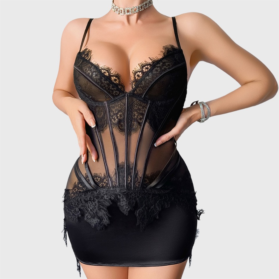 طقم ملابس داخلية من إيلولاس من - مراجعة Lace Dress وسعره